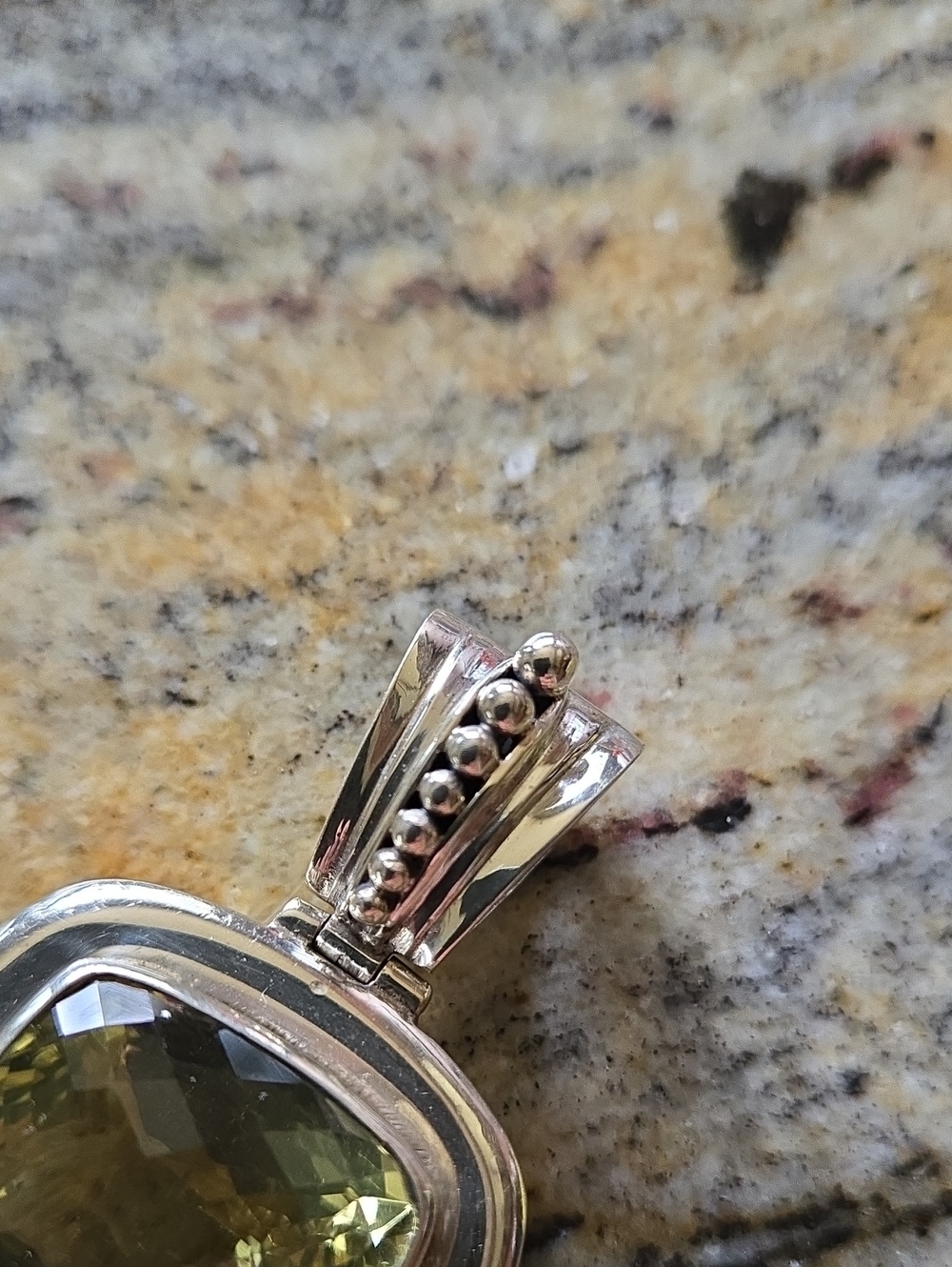 Sterling Silver Pendant with Yellow Faceted Gem - Picture 8 of 8